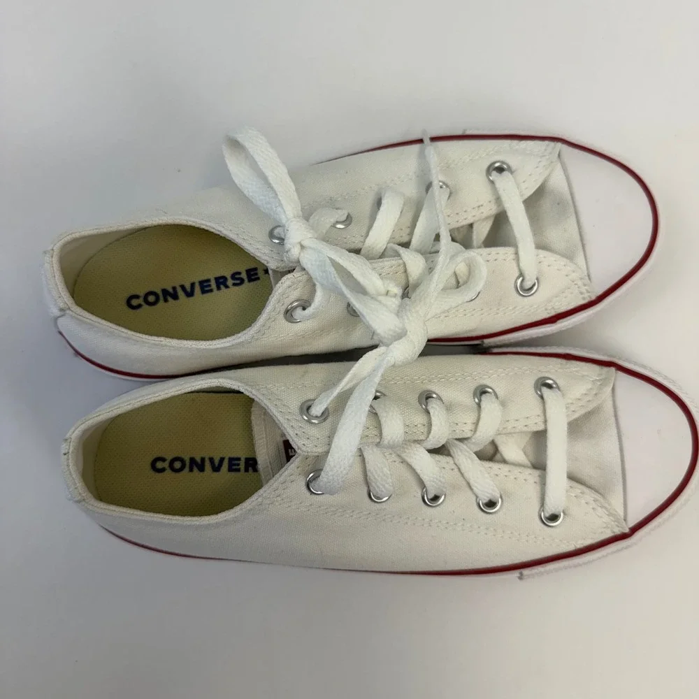 Converse Chuck Taylor All Star Low Top White Canvas Youth Sneakers Size 3